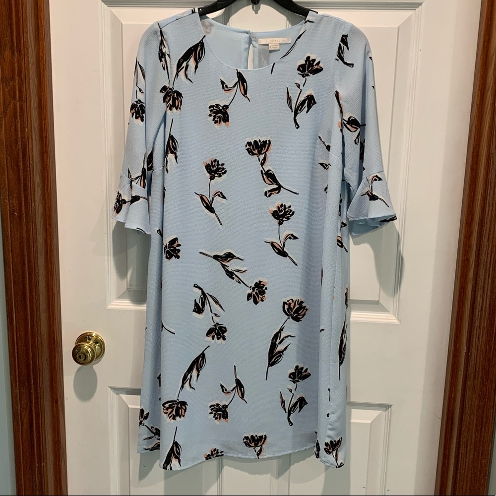 C&E blue floral dress, small